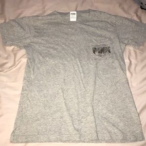 women’s pink / vs t-shirt